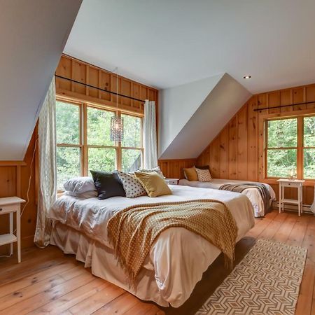 Chic Log Chalet With Hot Tub - Mont-Tremblant North Side By Reserver.Ca Лак-Сюперьёр Экстерьер фото