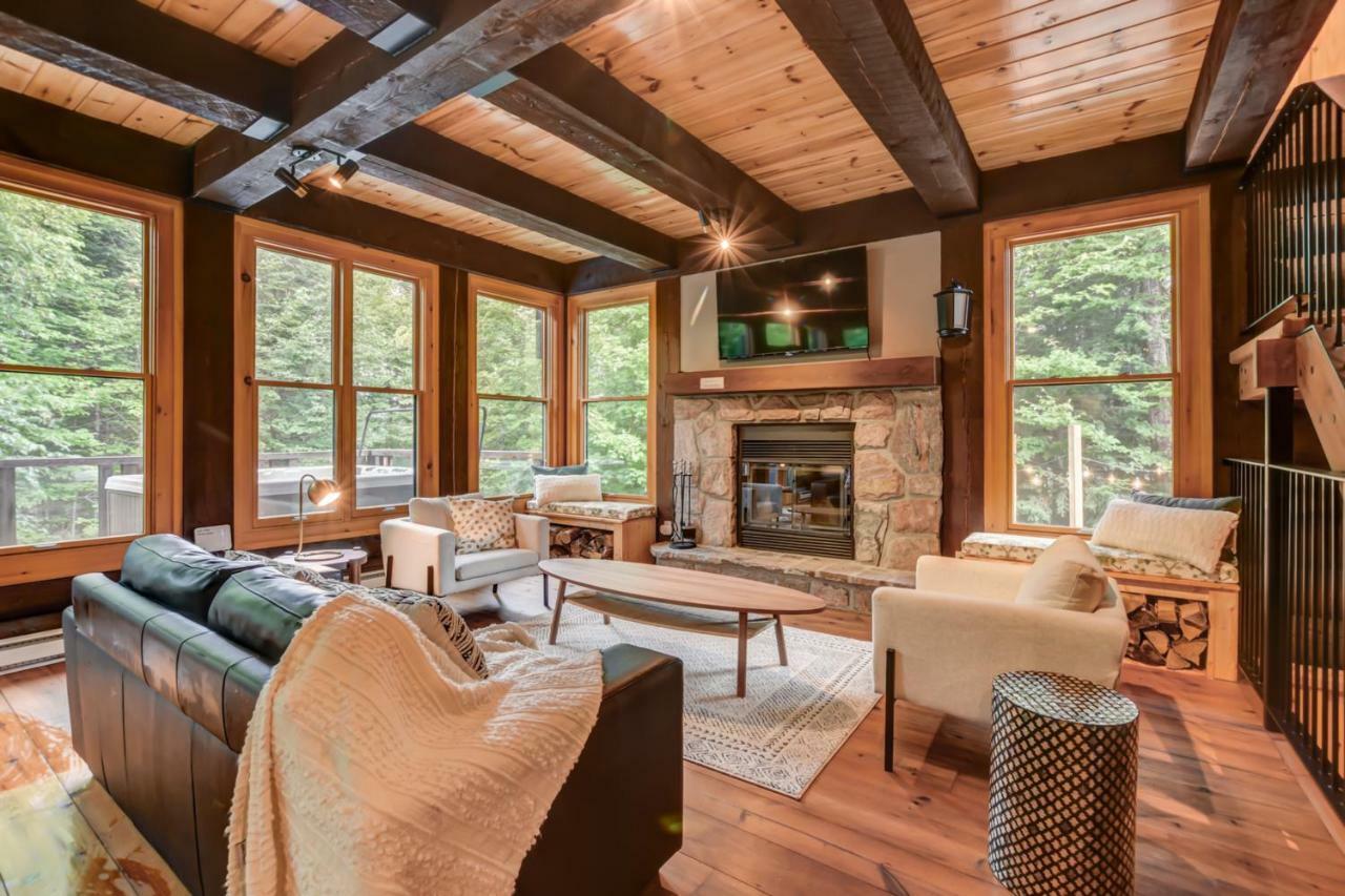 Chic Log Chalet With Hot Tub - Mont-Tremblant North Side By Reserver.Ca Лак-Сюперьёр Экстерьер фото